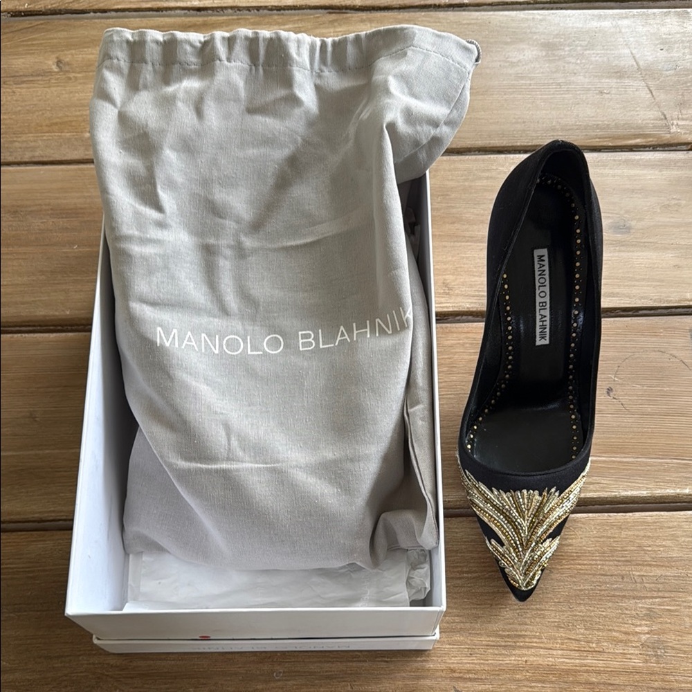 Manolo Blahnik Black and Gold Women's Shoes
